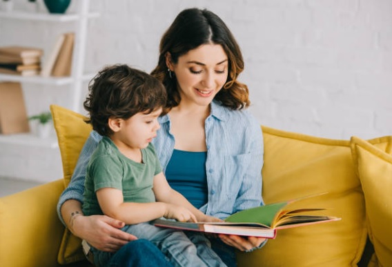 El valor de leer juntos: cómo los cuentos fortalecen el vínculo familiar