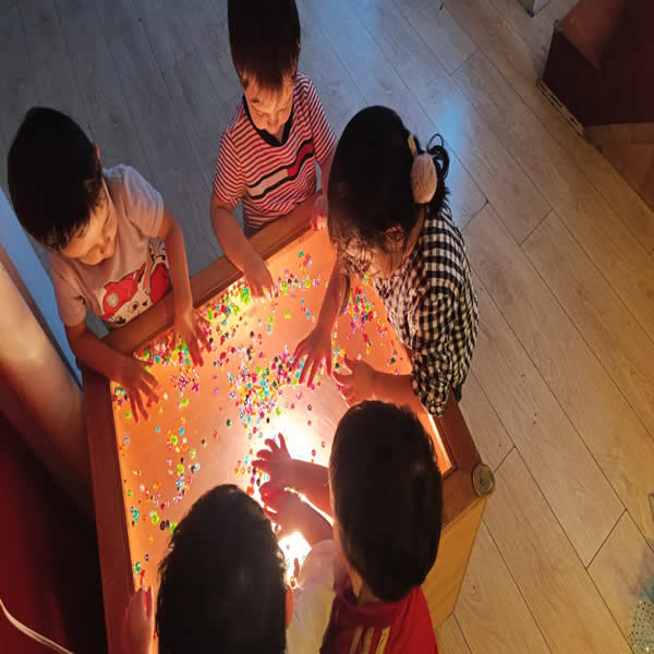 PROYECTO LUZ: Un mundo de descubrimiento para los más pequeños